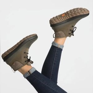 Bogs olive waterproof boot